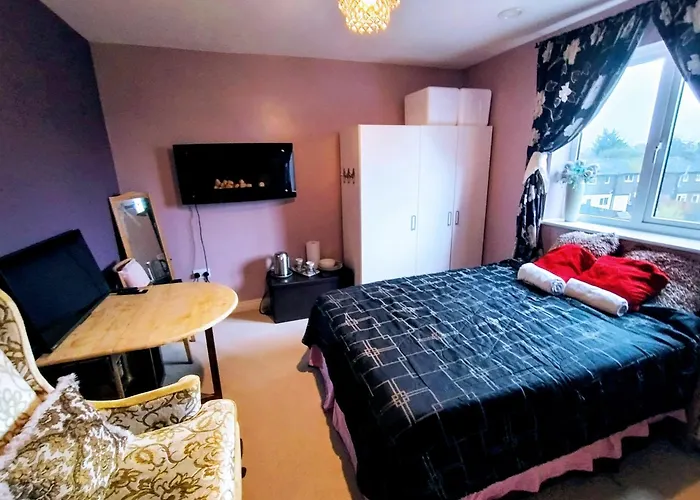 Ashford, Kent Room Lodge