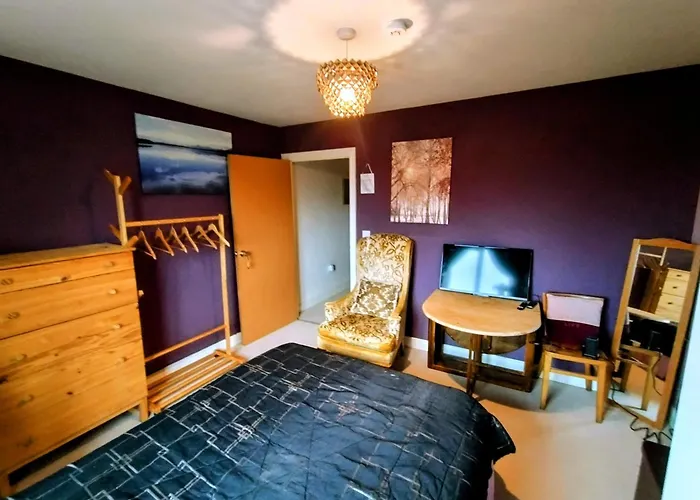 Ashford, Kent Room Lodge